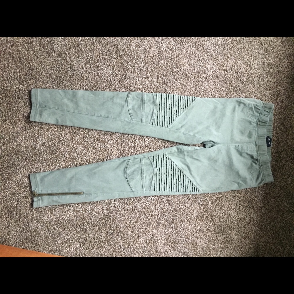 Beulah Moto stretch pants w zippers size small